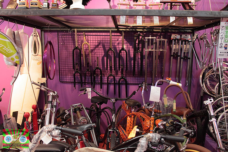 モトクロス インターナショナル 2014モデル 展示会の模様 番外編_e0126901_14505178.jpg