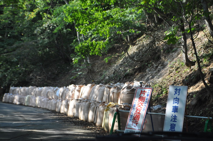 国見温泉への道_b0067012_116118.jpg