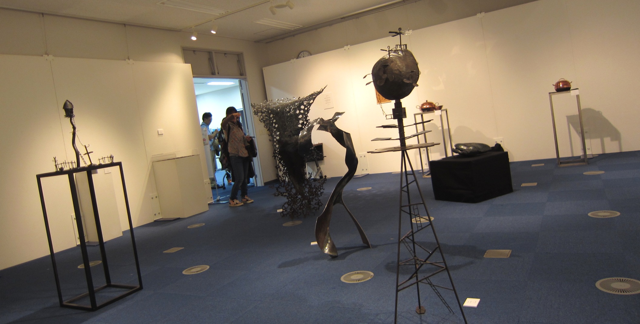 2235)「金属工芸研究室展　北海道教育大学岩見沢校美術コース」 ｻﾃﾗｲﾄ 9月22日(日)~10月4日(金)  _f0126829_8225219.jpg