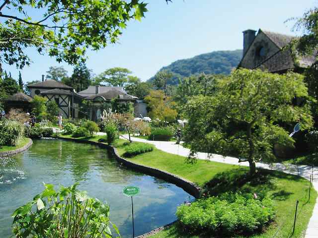 【箱根旅行・箱根ガラスの森美術館】_c0042960_16184515.jpg
