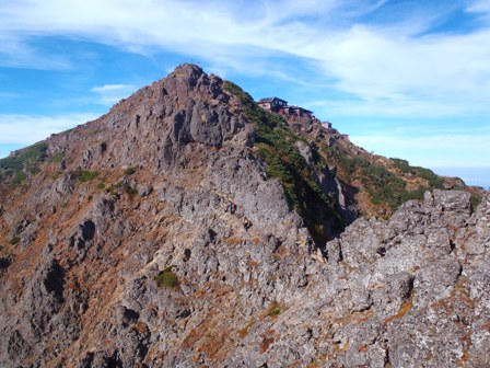 八ヶ岳：赤岳頂上でF井さんの日本１００名山完登を祝う_d0032262_103588.jpg