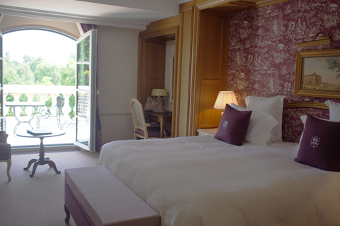 Chantillyのホテル「Auberge du jeu de Paume」のお部屋_d0063314_23423870.jpg