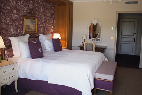 Chantillyのホテル「Auberge du jeu de Paume」のお部屋_d0063314_2345201.jpg