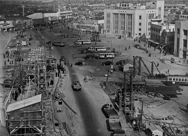 1950年代に撮られた池袋駅東口の写真を推測する_e0323465_1554159.jpg
