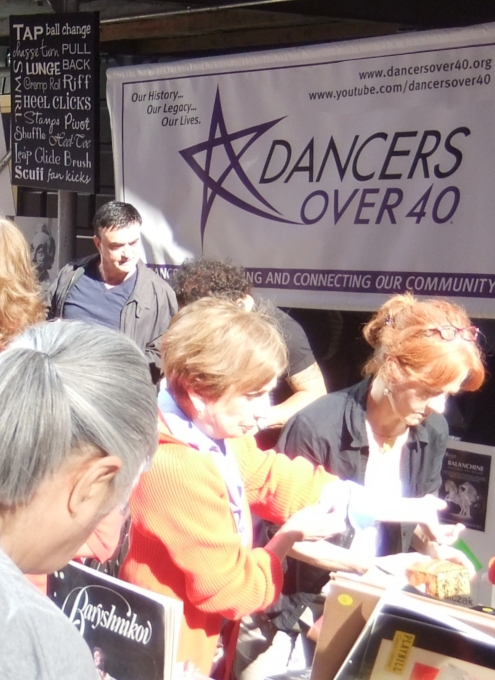 40歳以上のダンサーたち dancers over 40_b0007805_14264146.jpg