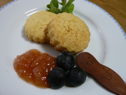 美味しい物満載！栗の渋皮煮・スコーン・バナナケーキ_c0137444_16503455.jpg