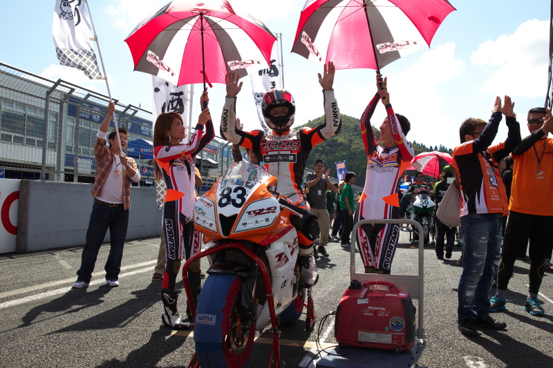 文部科学大臣杯　2013 MFJ 全日本ロードレース選手権 第8戦 スーパーバイクレースin 岡山　Part3_e0212581_21334088.jpg