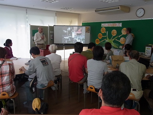 都会のキノコ入門講座_b0049307_1361425.jpg