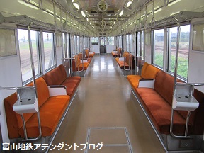 ステンレス車両が走っちゃうよε=ε= ヾ(*~▽~)ノ_a0243562_12152188.jpg