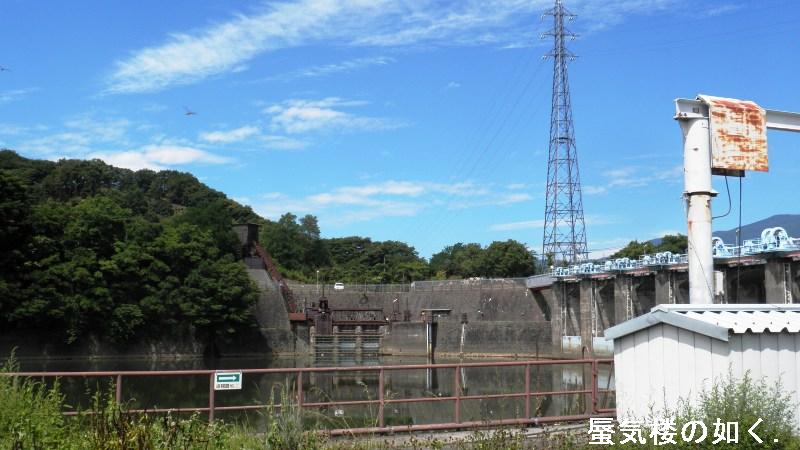 平成25年夏の小諸その4「あの夏で待ってる」の舞台を歩いてみました(西浦ダム・山心バス停)_e0304702_1941165.jpg