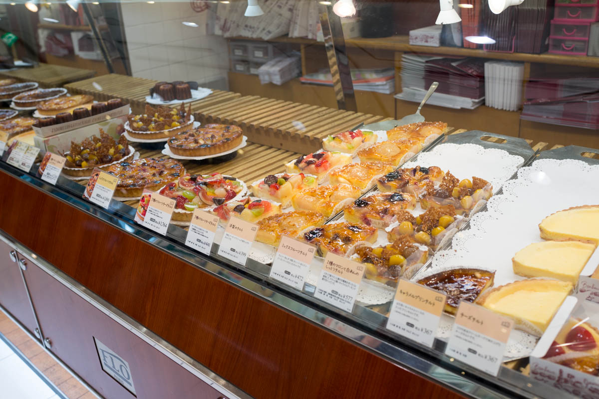 彩り鮮やかなタルトに魅かれて フロプレステージュ 大船ルミネウィング店 海辺でひとりごと 彩り鮮やかなタルトに魅かれて フロプレステージュ 大船ルミネウィング店 海辺でひとりごと