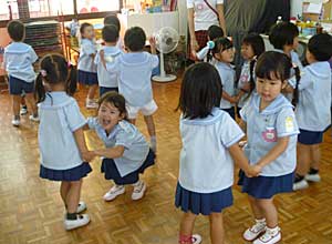 もうすぐうんどうかい!!_e0325335_8542750.jpg