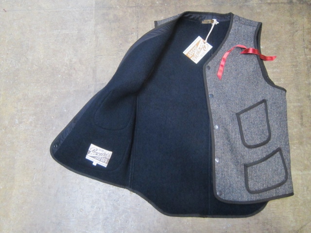 伝説の復刻版!★? Brown\'s Beach ・・・ Brown\'s Beach V VEST!★!_d0152280_20323955.jpg