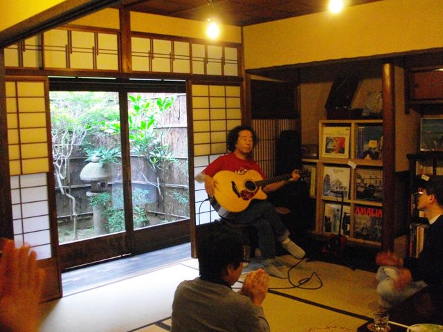 告井延隆さんLIVE_e0230141_2019437.jpg