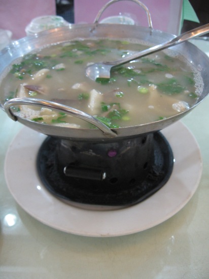 f0055745_8111367.jpg