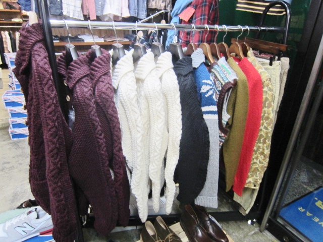 今秋冬も人気・注目★ INVERALLAN 3A LUMBER CARDIGAN!♪!_d0152280_881353.jpg