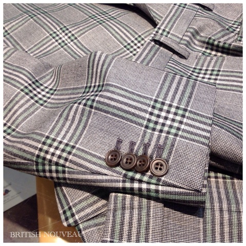 CUSTOM ORDER SUIT 仕上がりましたょ(^.^)_f0039487_17584695.jpg