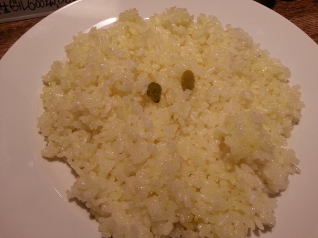 HNEDRIX CURRY BAR ヘンドリクス・カレーバー チキンカレー・サフランライス大盛り¥950@千駄ヶ谷_b0042308_11134965.jpg