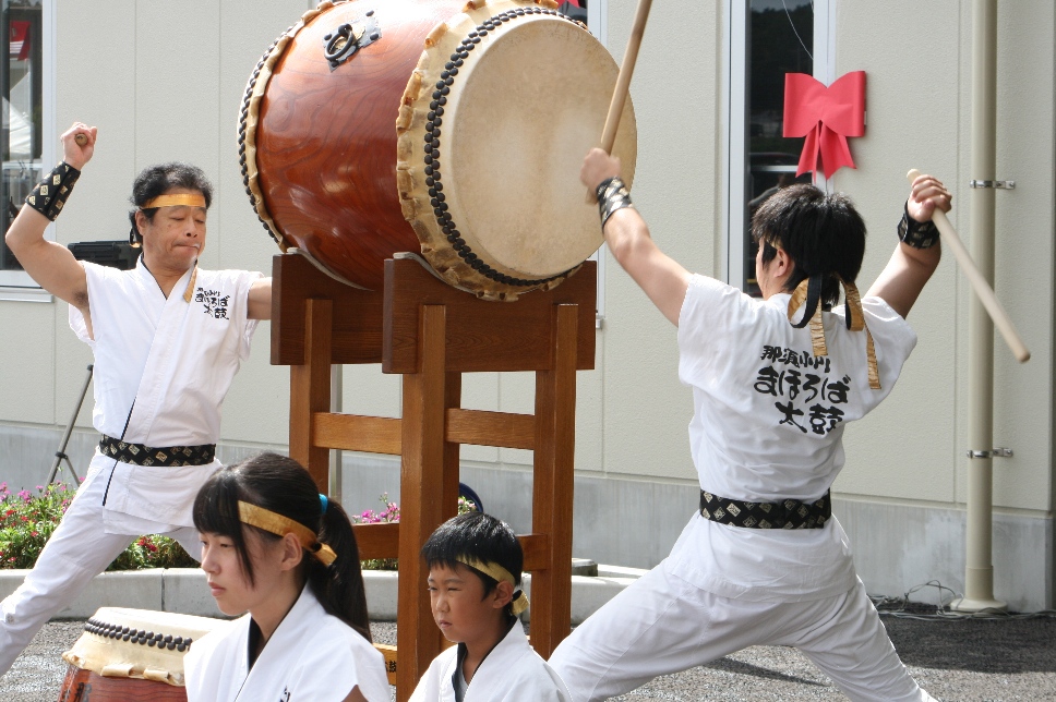 大和久福祉会祭り_c0034622_1631433.jpg