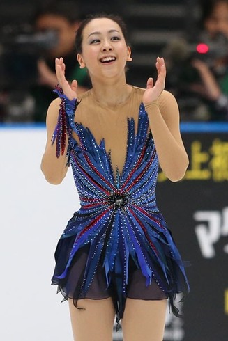 浅田真央選手　2013年 3回転半の重圧と戦った浅田真央の1年 - スポーツナビ