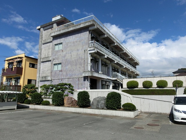 災害時の避難所になる吉原高校を検討メンバーで現地確認_f0141310_726750.jpg