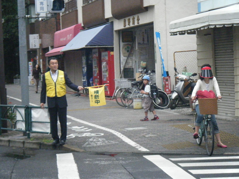 ９月２４日（火）　総務区民委員会（補正予算が可決）_e0093518_14381240.jpg