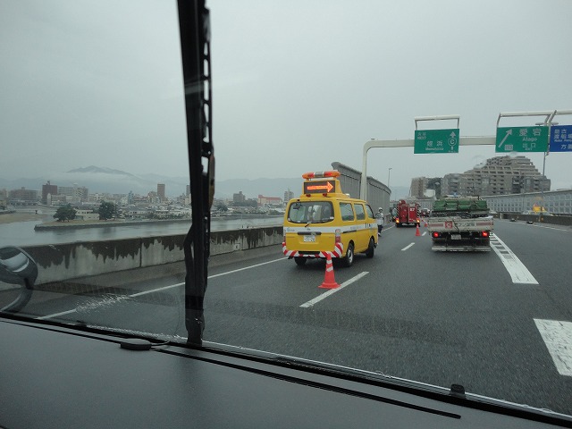 台風24号、、接近中に付き、要警戒!?_a0110720_17293631.jpg