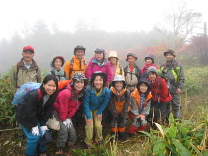 秋を彩る紅葉の本白根山絶景ハイキング開催!_a0057828_118684.jpg
