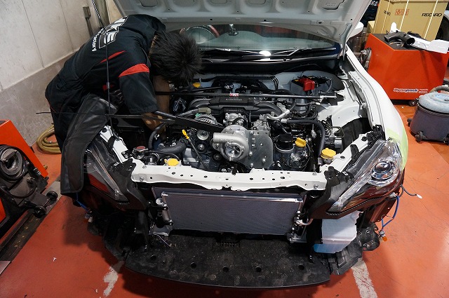 トヨタ86 HKS GTスーパーチャージャー装着_a0252579_1459258.jpg