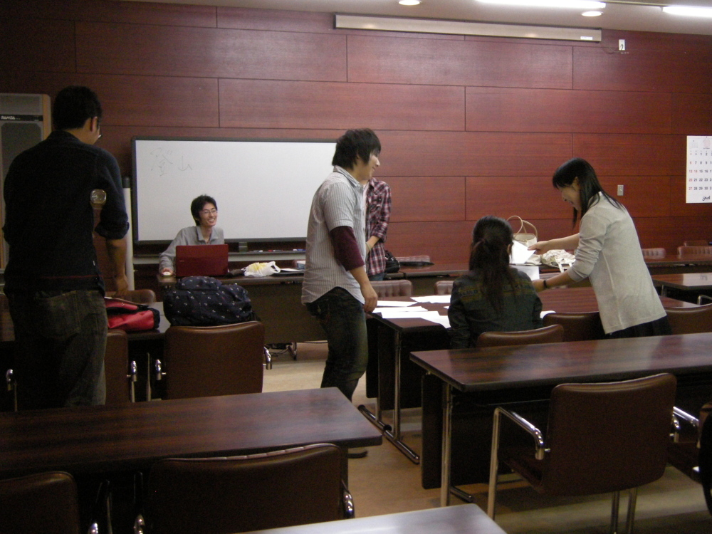 13/10/08 学習会_f0202120_23554729.jpg
