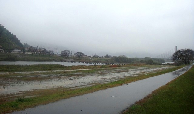 ＜2013年11月＞2012山陰山陽の旅⑤：「スサノオ・八岐大蛇伝説」の史蹟を訪ねて_c0119160_22233832.jpg