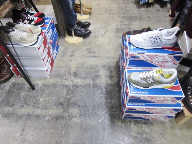 new balance ML 999 (USA Limited) ・・・ 個性的な美配色カラー!★!_d0152280_16242289.jpg