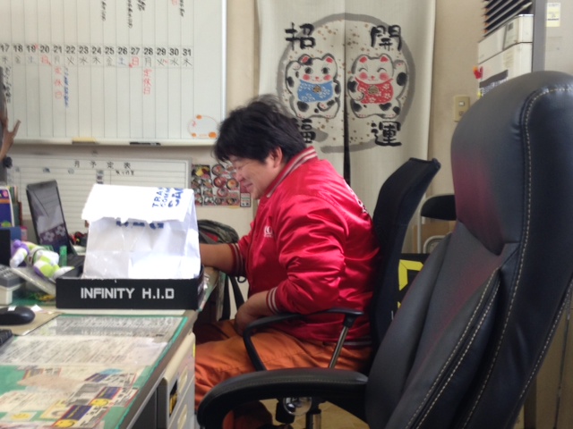 トミー開店!大阪から戻り久しぶりに出社!_b0127002_1054957.jpg