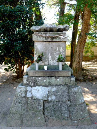 「福岡・糸島再訪　細石神社」_a0000029_12574266.jpg