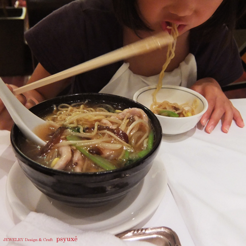 聘珍樓にて飲茶する_e0131432_9155287.jpg