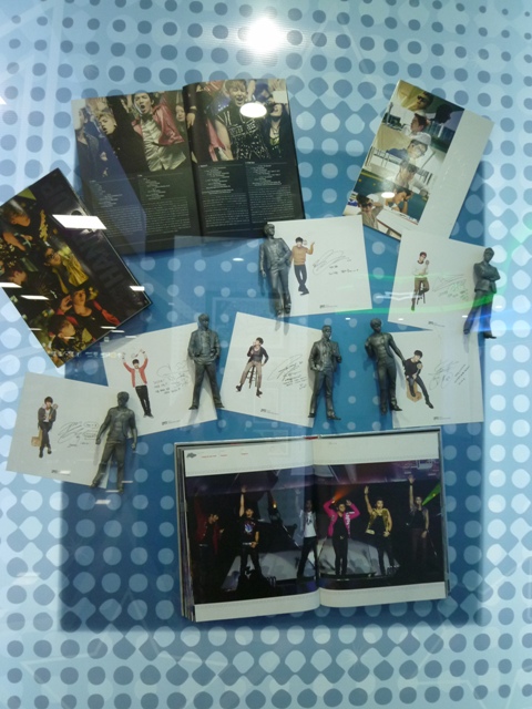 f0201054_21336.jpg