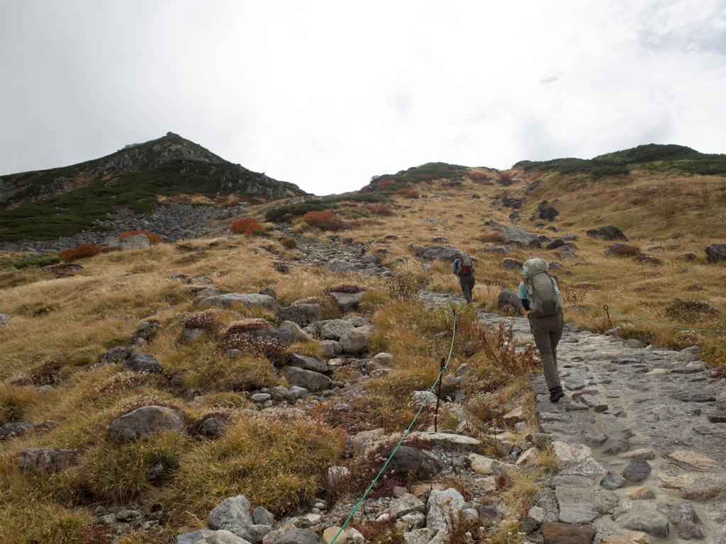 室堂から一の越山荘_d0279705_16345132.jpg