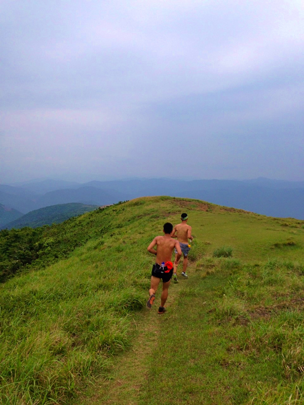 2013/06/18-19 青葉山ー百里ヶ岳ー三十三間山トレイルランニング_b0220886_1743833.jpg