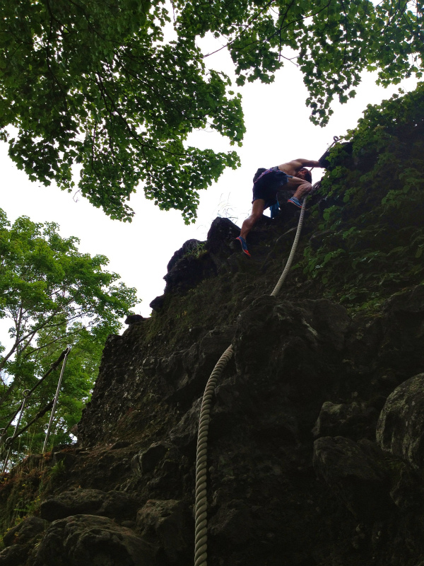 2013/06/18-19 青葉山ー百里ヶ岳ー三十三間山トレイルランニング_b0220886_17465941.jpg