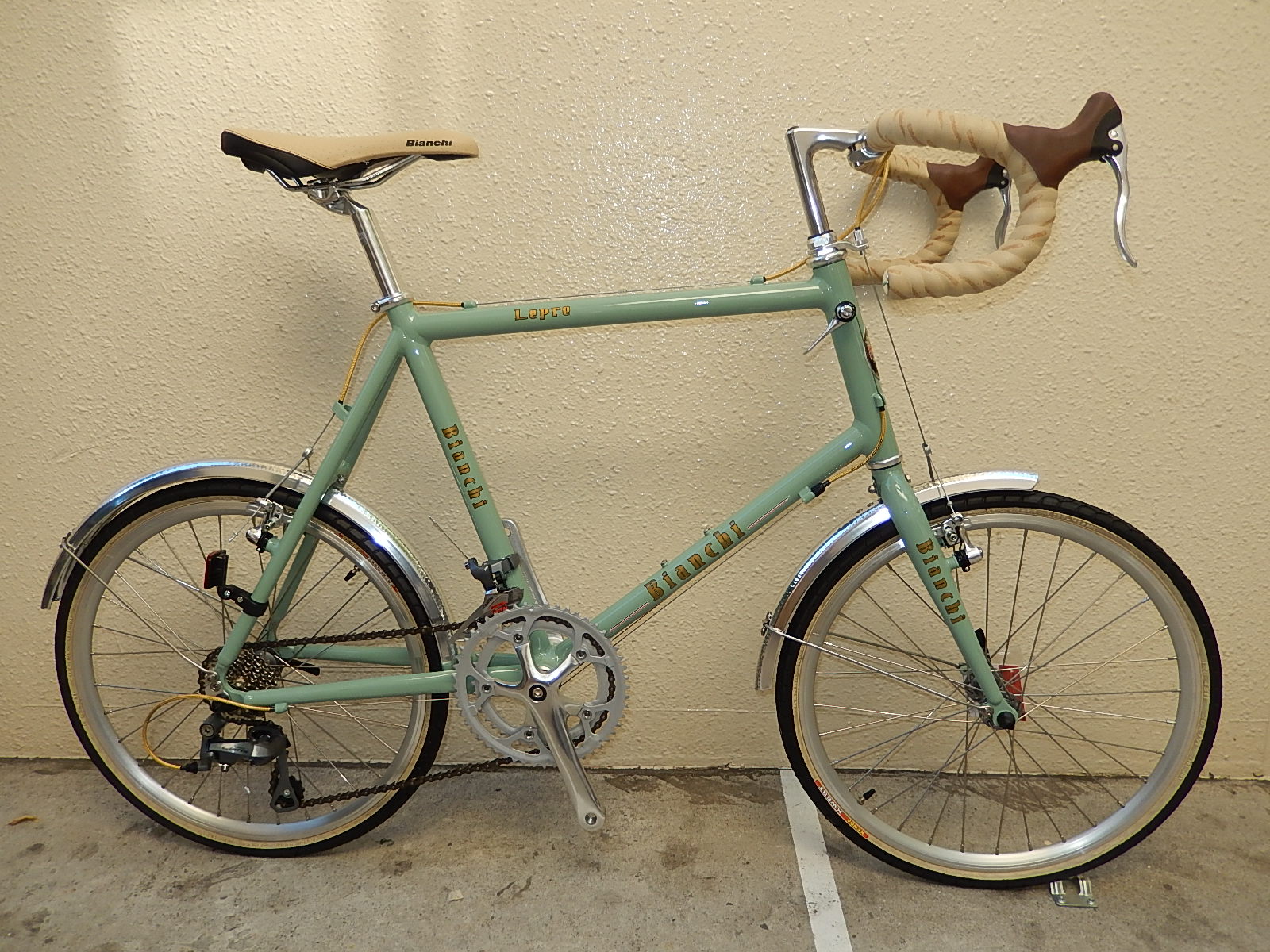 Bianchi MINIVELO-8 DROP BAR チェレステ_e0188759_145755100.jpg