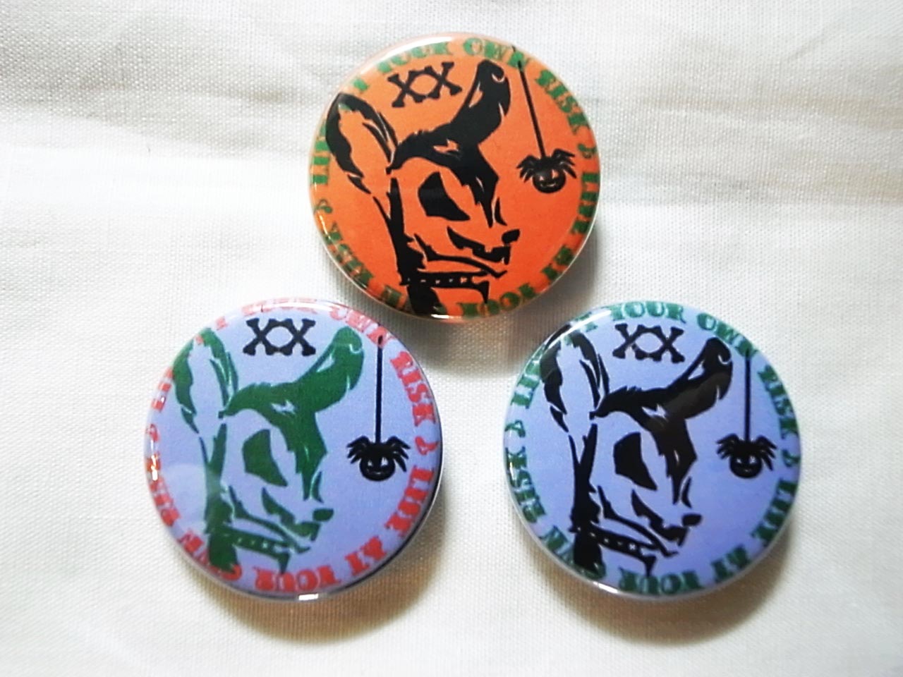【ハロウィーン缶バッヂ】新色登場!_a0097901_13443690.jpg