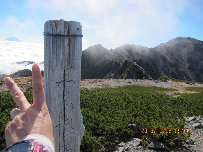 北岳＆間ノ岳：2日目（肩の小屋→北岳・間ノ岳・農鳥小屋→北岳山荘）_b0148050_17452546.jpg