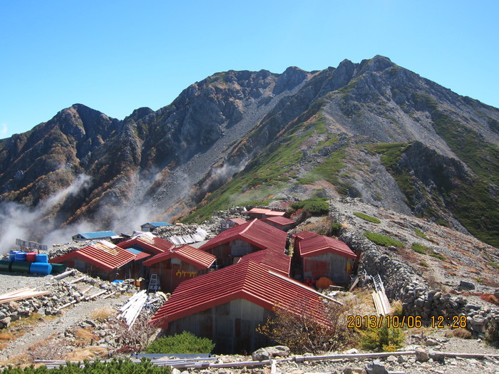 北岳＆間ノ岳：2日目（肩の小屋→北岳・間ノ岳・農鳥小屋→北岳山荘）_b0148050_18492596.jpg