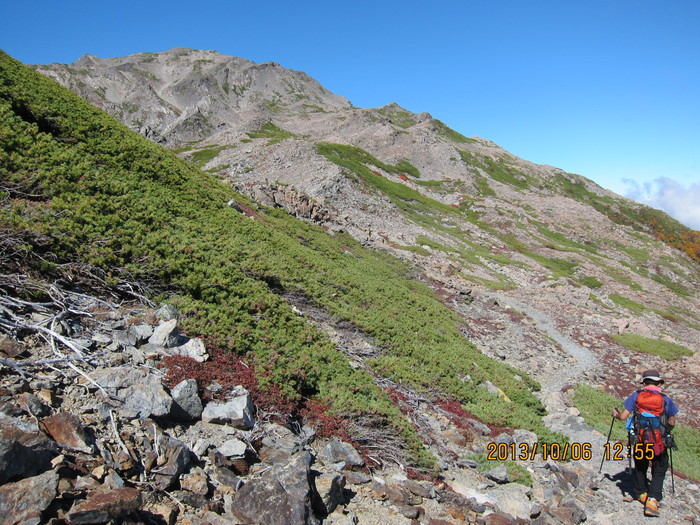 北岳＆間ノ岳：2日目（肩の小屋→北岳・間ノ岳・農鳥小屋→北岳山荘）_b0148050_18533018.jpg