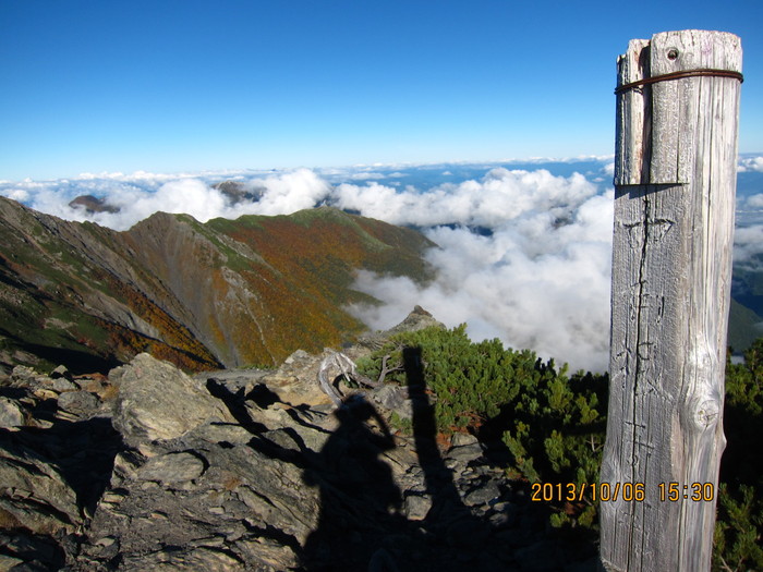 北岳＆間ノ岳：2日目（肩の小屋→北岳・間ノ岳・農鳥小屋→北岳山荘）_b0148050_19193591.jpg