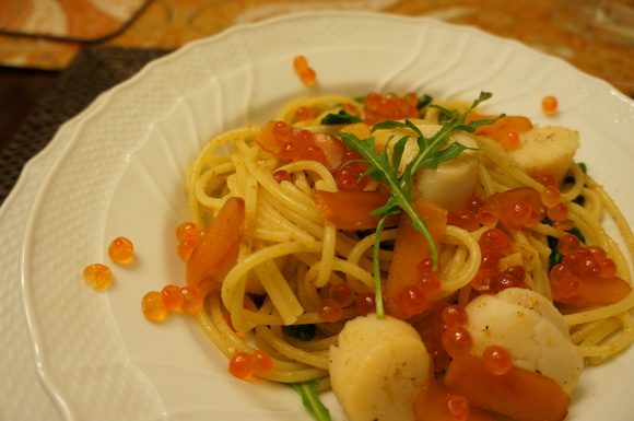 ホタテとカラスミのパスタ いくら添え カリフォルニアよりひらめきレシピと日々のあれこれ