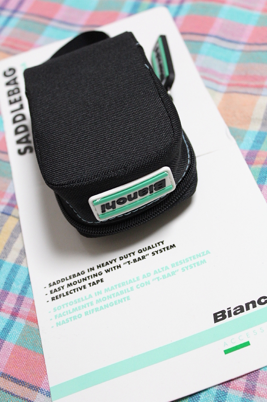 ◆Bianchi アクセサリー到着!チェレステ地獄!(笑)_b0008655_21544225.jpg
