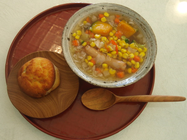 スープを刷毛目のうつわで_b0132442_15334148.jpg