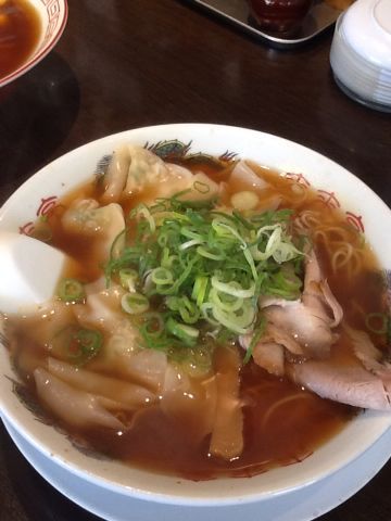 流行りではない定番のラーメンを食べる_f0093957_11274074.jpg