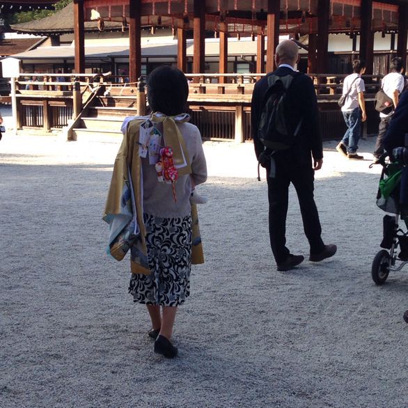 下鴨神社 お宮参り 七五三 こぐれ日乗 By 小暮宣雄 芸術営 アーツ 文化政策 コモン自治 下鴨神社 お宮参り 七五三 こぐれ日乗 By 小暮宣雄 芸術営 アーツ 文化政策 コモン自治